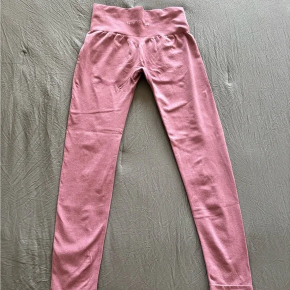 NVGTN Seamless Leggings - Picture 5 of 9